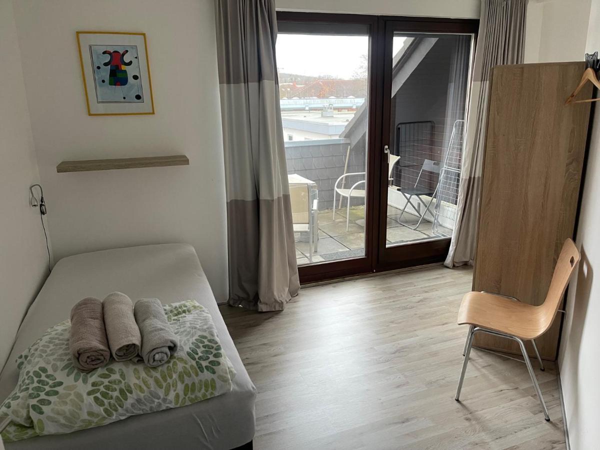 Bed4You Gaestehaus 1 Bergshausen 客房 照片