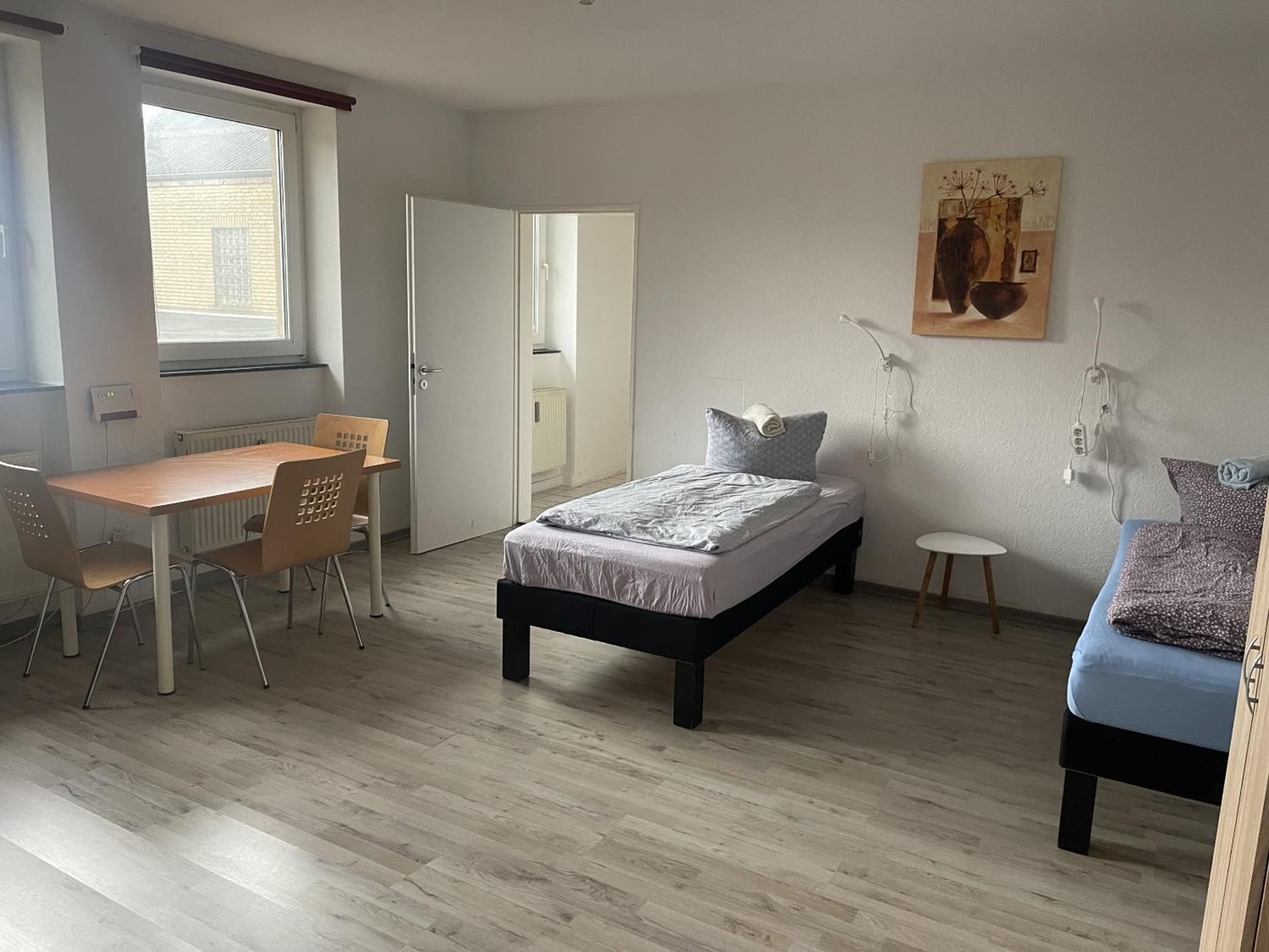 Bed4You Gaestehaus 1 Bergshausen 客房 照片
